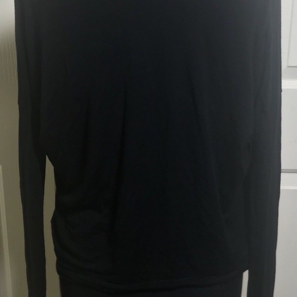 Brandy-Melville-black -V-Neck-Button-Down Blouse - Picture 4 of 4